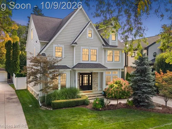 1905 Shipman Blvd, Birmingham, MI 48009