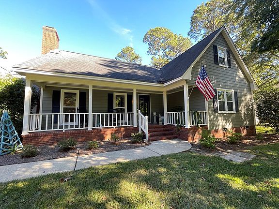 2nd image of 2710 Dover Ln