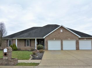 10829 Bernadette Dr, Evansville, IN 47725