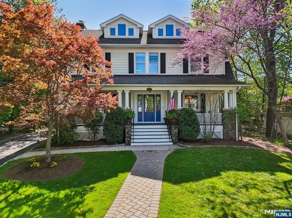 153 Hope St, Ridgewood, NJ 07450