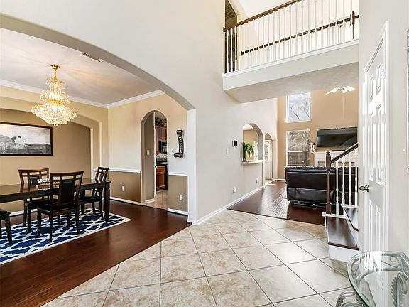4th image of 4806 Lakefront Terrace Ct