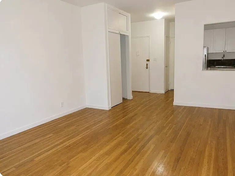 1295 1st Ave #2A — Photo 3