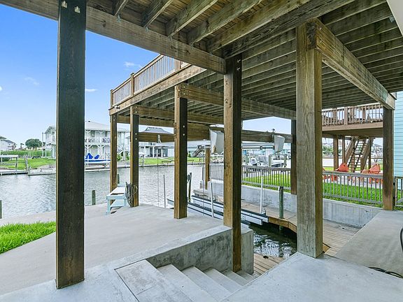 4th image of 159 Port Royal