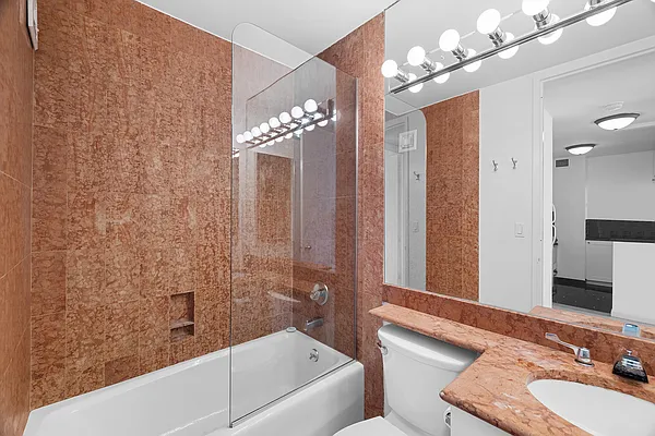 Sold by Level Group | media 10