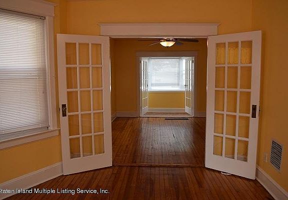 3rd image of 575 Port Richmond Ave