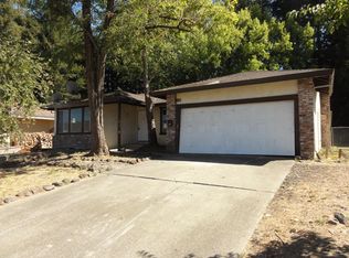 887 Santa Dorotea Cir, Rohnert Park, CA 94928