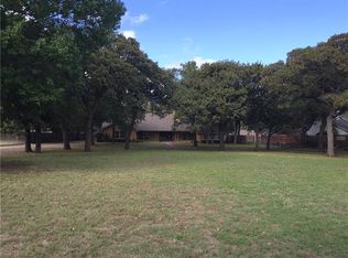 838 W Bedford Euless Rd, Hurst, TX 76053