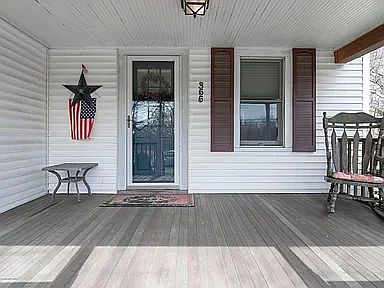 4th image of 355 Whitesville Rd