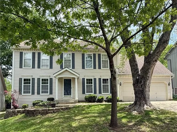 12209 Wedd St, Overland Park, KS 66213