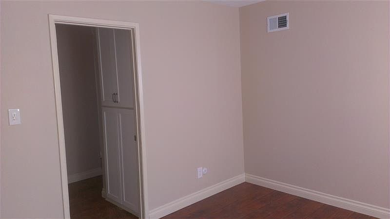 2nd image of 29 Paradise Valley S