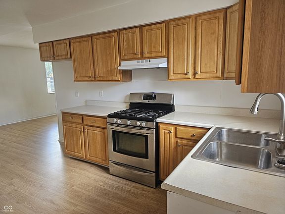 3rd image of 358 Gimber Ct