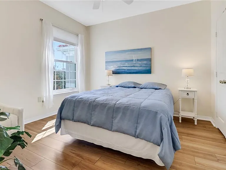 23600 Walden Center Dr #304 — Photo 20
