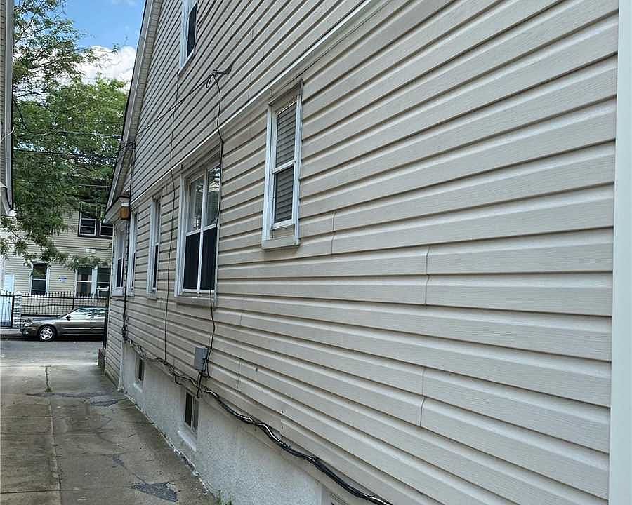 2nd image of 9538 147th Pl