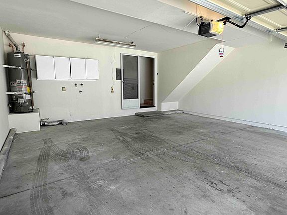 3rd image of 26127 Frampton Ave APT F