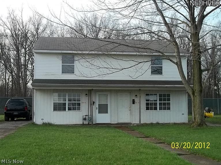 1st image of 2812-2814 Cromwell Dr