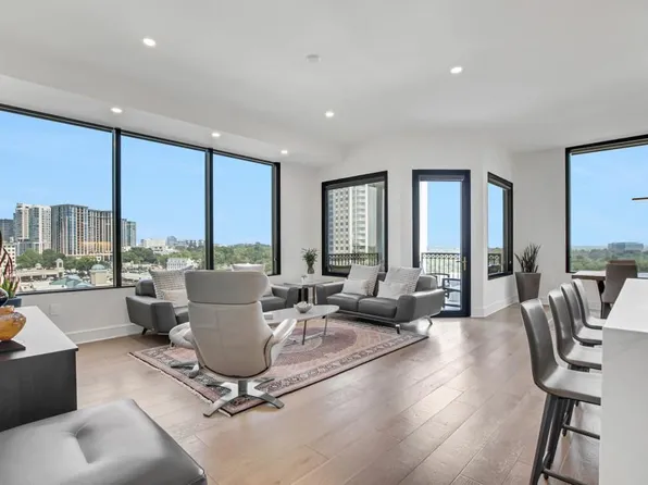 2828 Peachtree Rd NW APT 1002, Atlanta, GA 30305