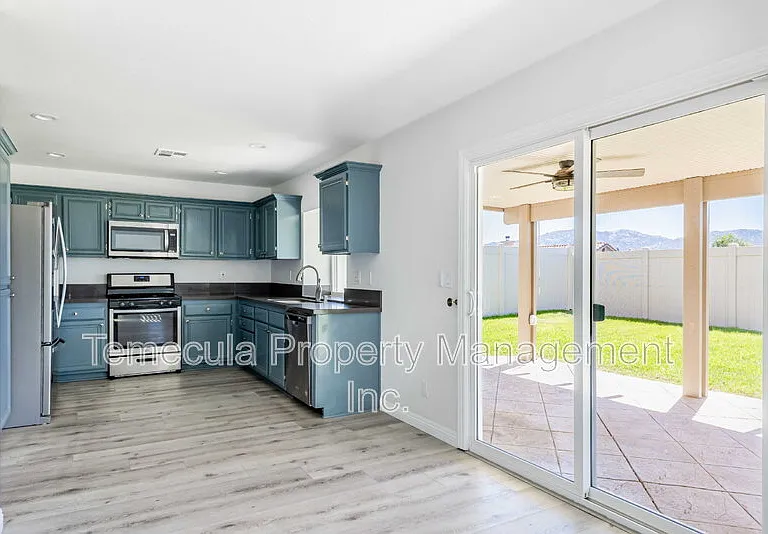 45333 Corte Progreso — Photo 5