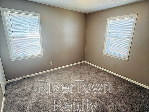 5th image of 4866 Berrydale Ave