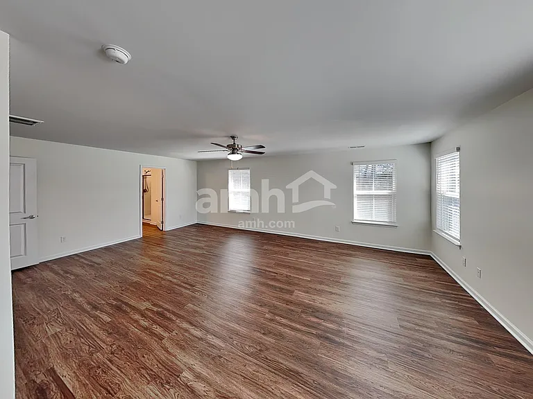 5034 Twin River Dr — Photo 12