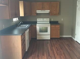 424 Groffdale Rd, Quarryville, PA 17566