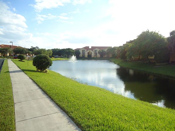 4th image of 7680 Westwood Dr APT 813