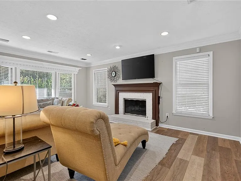 4053 Cooper Ridge Ct SE — Photo 7