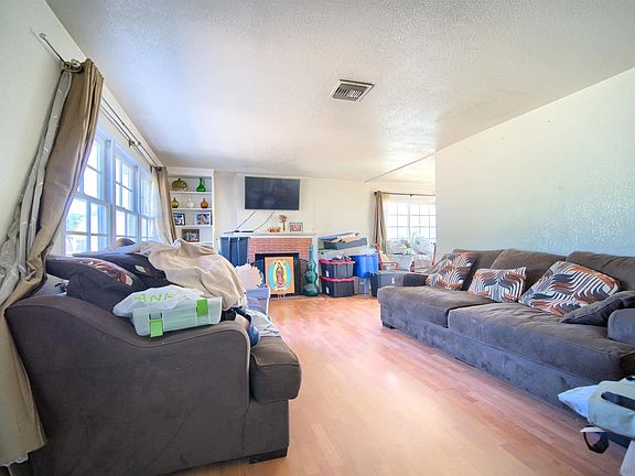 5th image of 1207 W 25th St