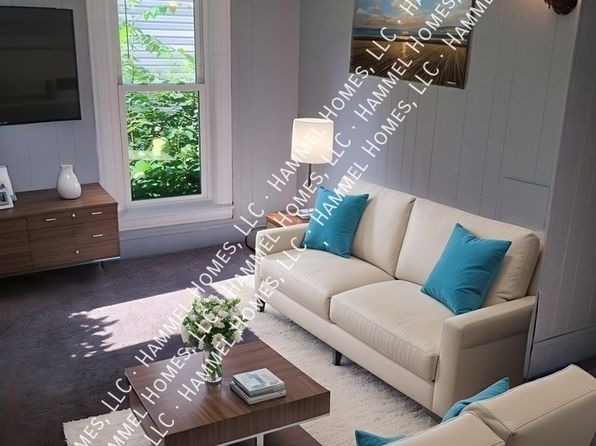 1821 Babcock St #2