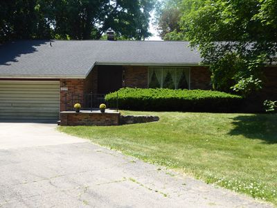 2779 W Wattles Rd, Troy, MI, 48098
