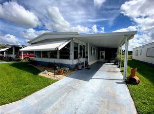 83 Poinsettia Dr, Fort Myers, FL 33905