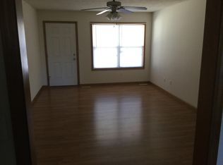 109 Stanton St, Riverton, IL 62561
