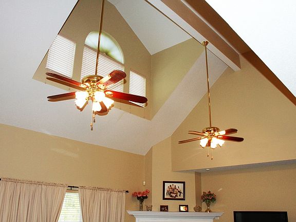 5th image of 59368 Pine Bay Ln