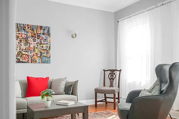 Sold by Mitra Hakimi Realty Group, LLC | media 21