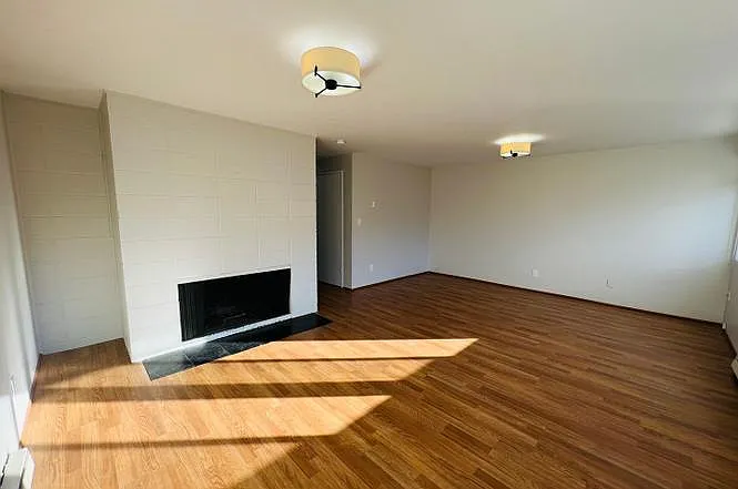 9200 Densmore Ave N #9200 — Photo 3