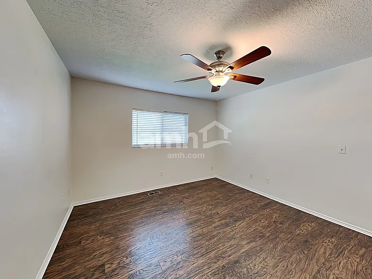 5069 S Vista Dr — Photo 8