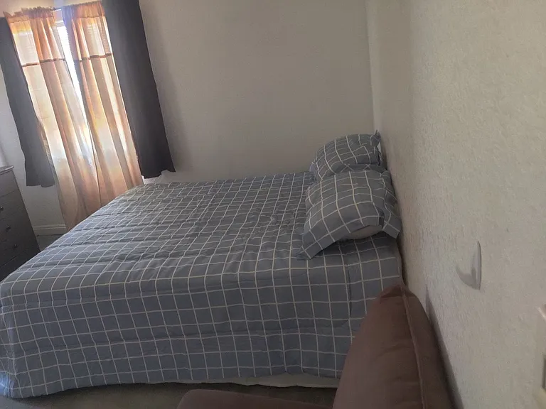 8325 Great Circle Dr — Photo 2