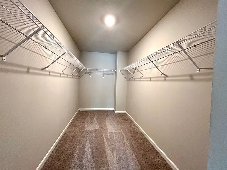 204 Aimes Dr — Photo 28
