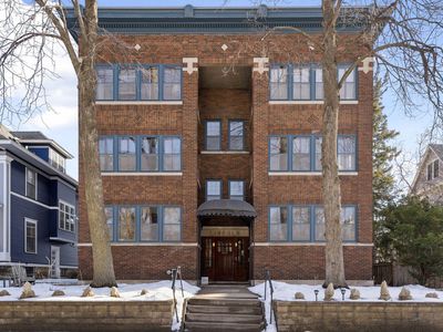 666 Lincoln Ave APT B, Saint Paul, MN, 55105