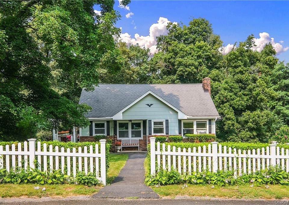 14 Helena Avenue, Mohegan Lake, NY 10547 MLS H6260334 Zillow