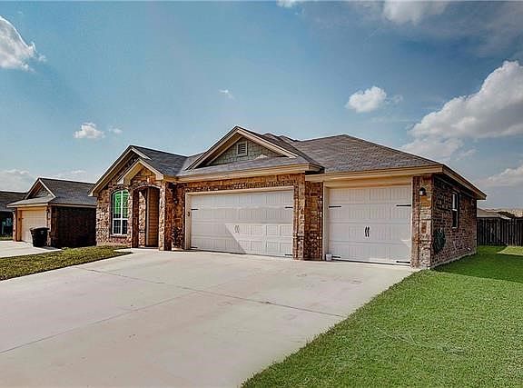 4th image of 3001 Tarrant County Dr