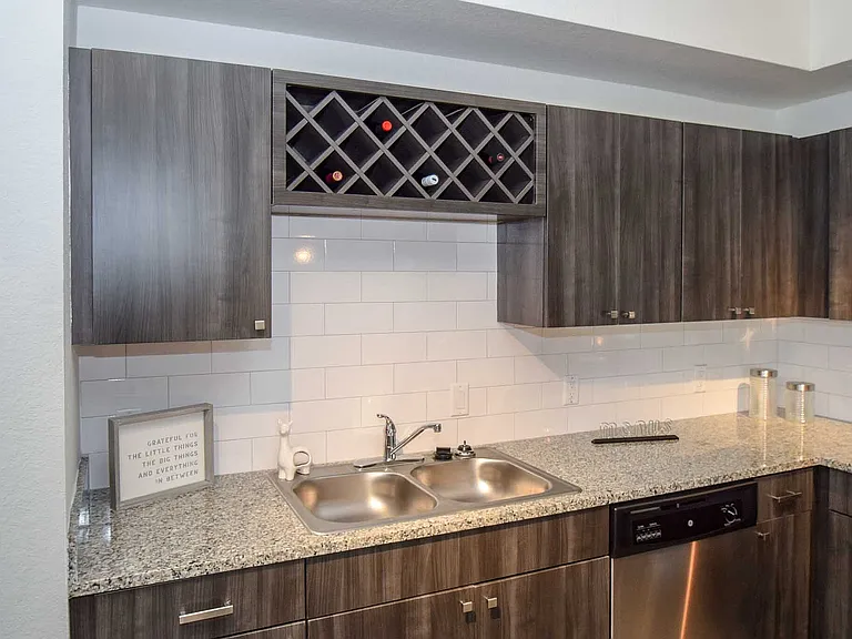 The Solera at Kendall West — Photo 28