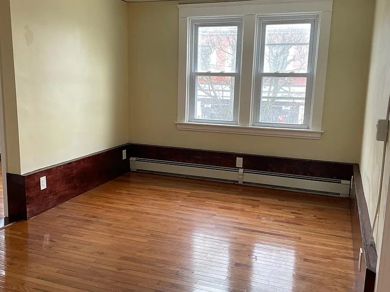 99 Main St #1 — Photo 7