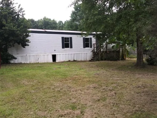 8835 Hunters Pointe Dr S, Theodore, AL 36582