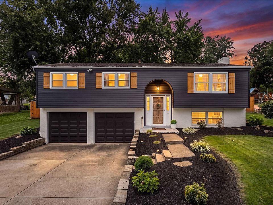 1st image of 36 Concord Dr