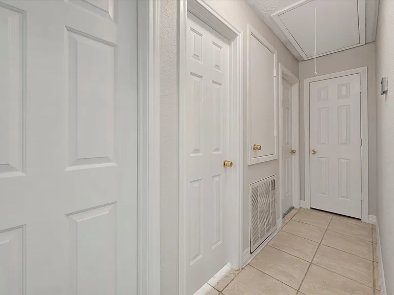 2505 Ironclad Dr — Photo 18
