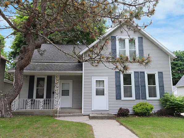 846 North 12th STREET, Manitowoc, WI 54220