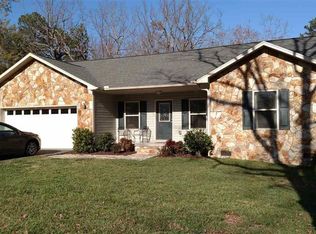 119A 3rd St SE, Hildebran, NC 28637