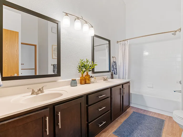 Bass Lake Hills Townhomes — Photo 4