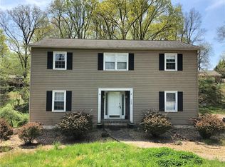 112 Cameron Ct, Advance, NC 27006