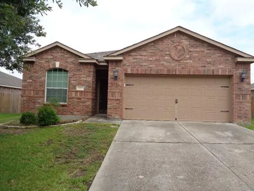 30911 Sweetwater Cir Photo 1